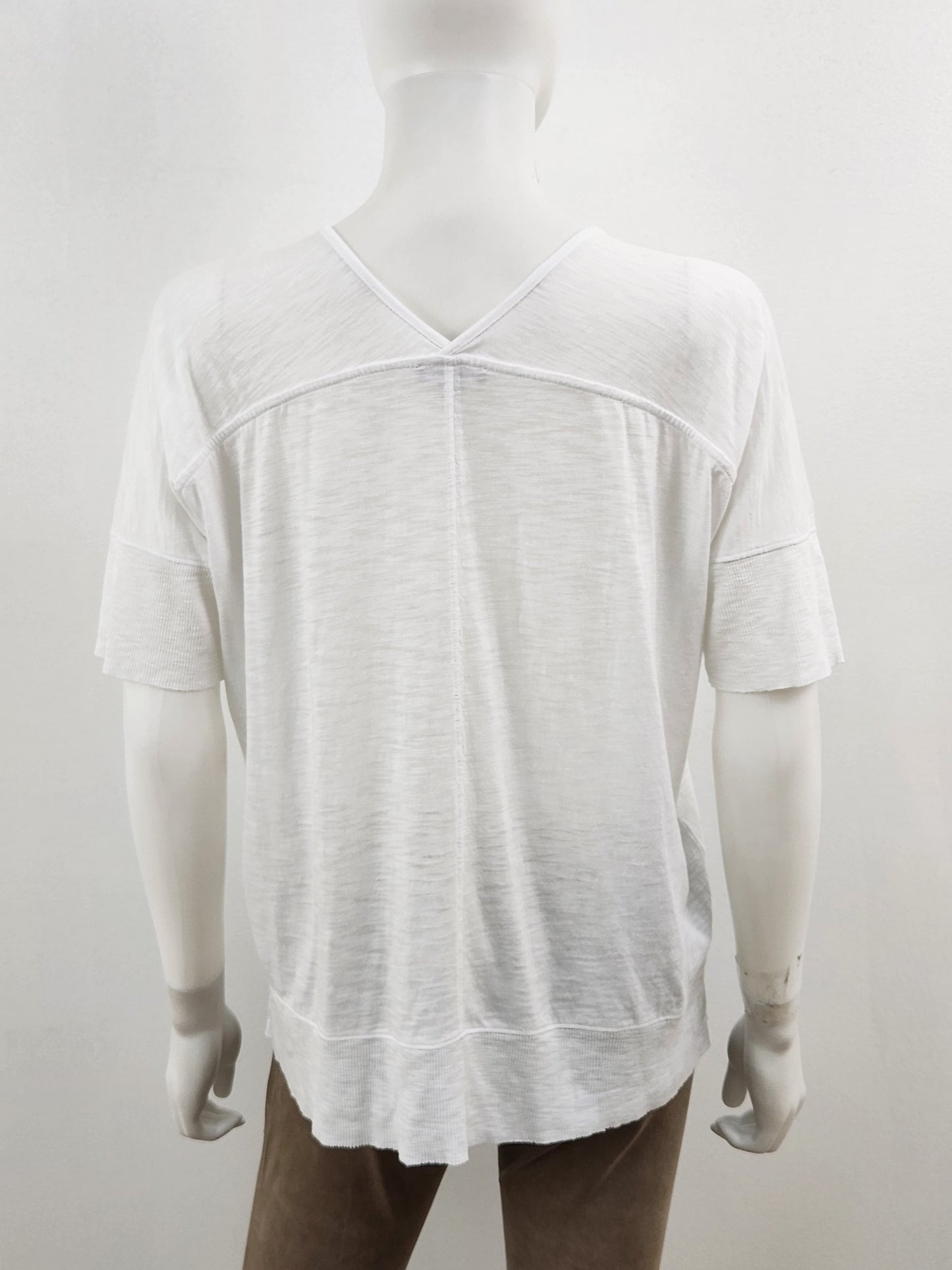 V-Neck Short Sleeve Shirt Size XS