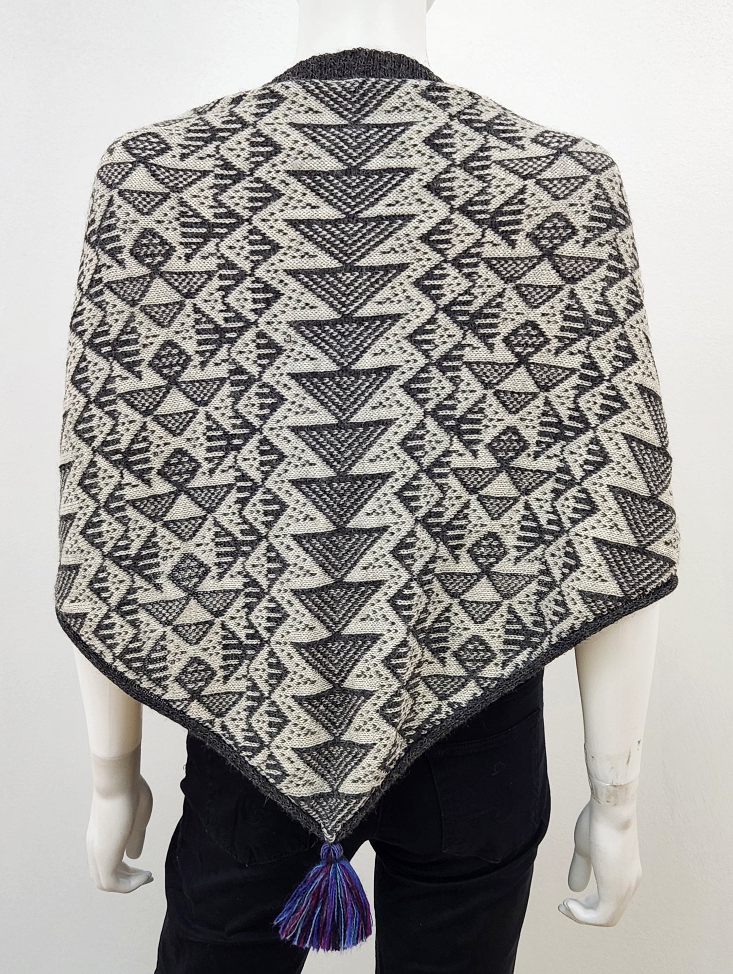 NWT L’AGENCE Wool Sweater with Tie Black and white tribal selling print Aztec XS