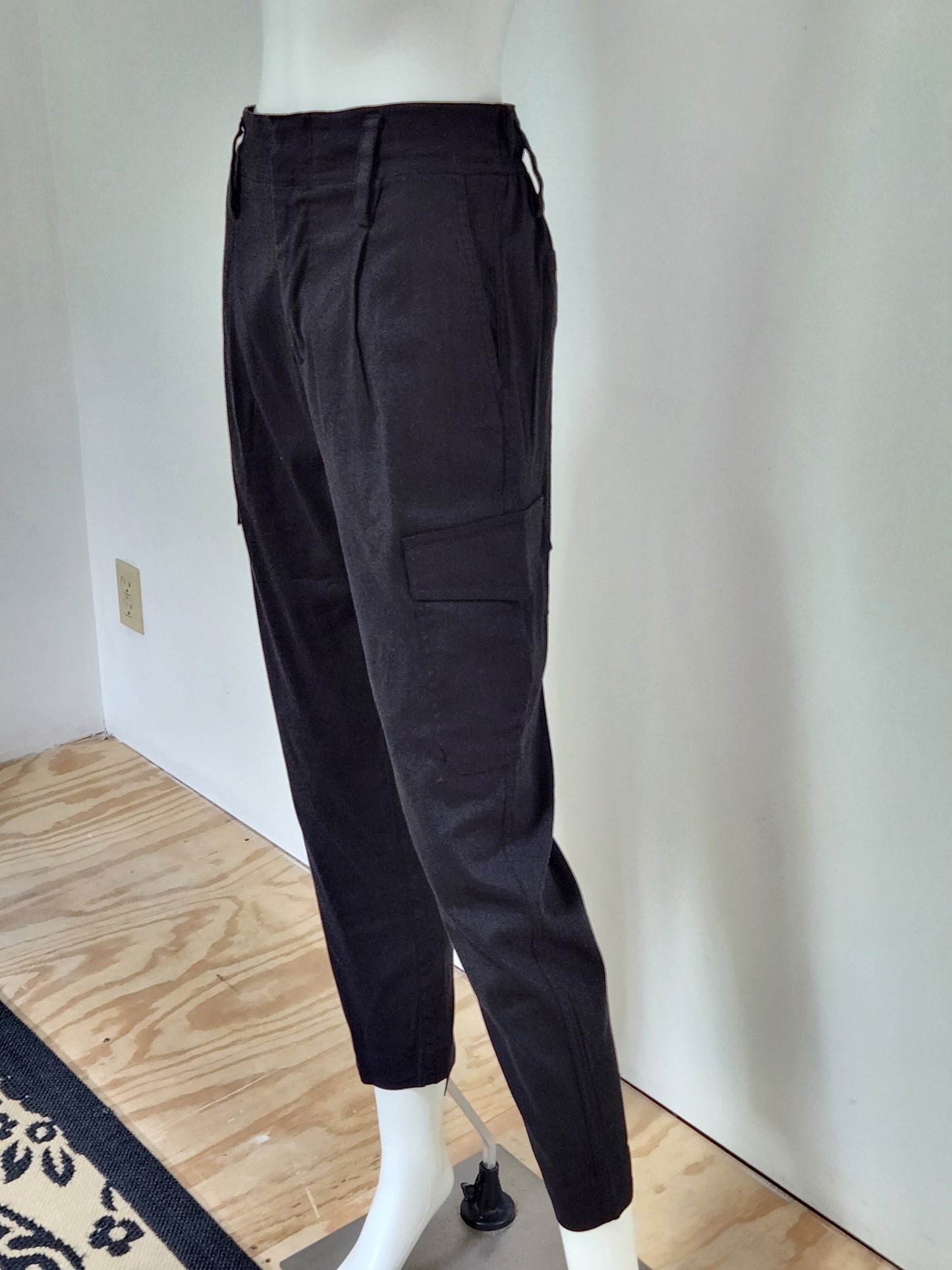 High Waisted Cargo Pant Size 2