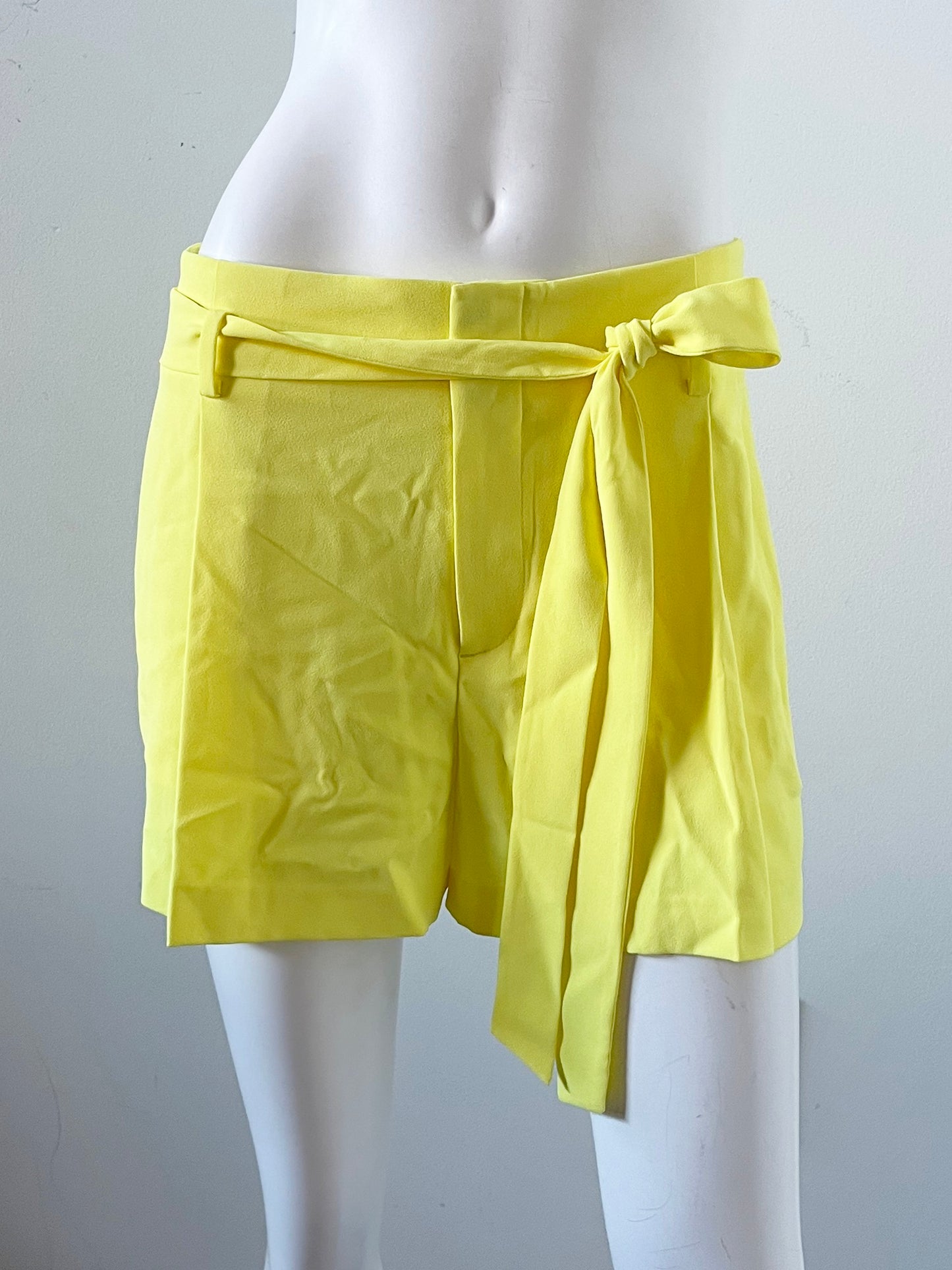 Belted Crepe Shorts Size 8