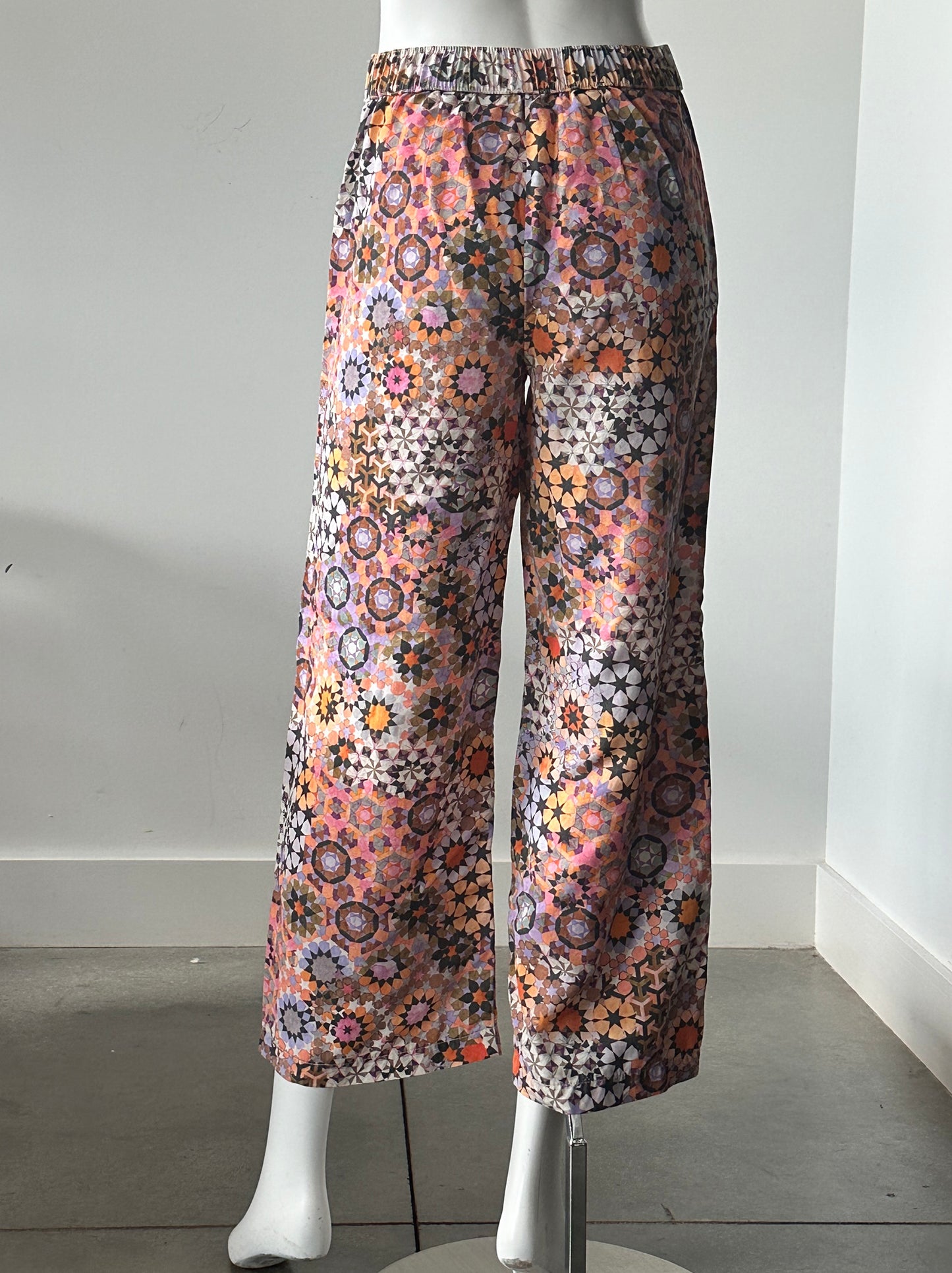 Kaleidoscope Wide Leg Pants Size 4