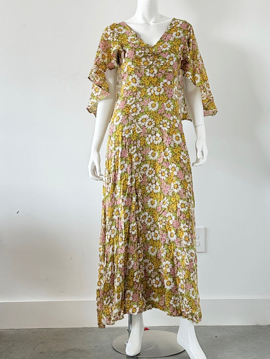 Cape Back Floral Maxi Dress Size Small NWT