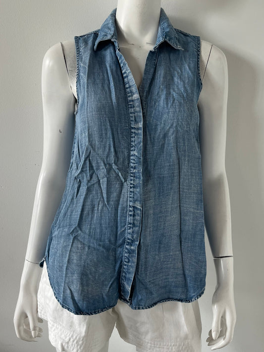 Chambray Button Back Top Size Small