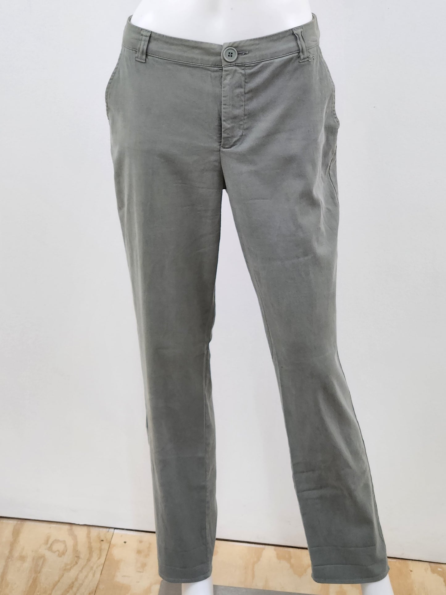 The Mitchell Pant Size 4