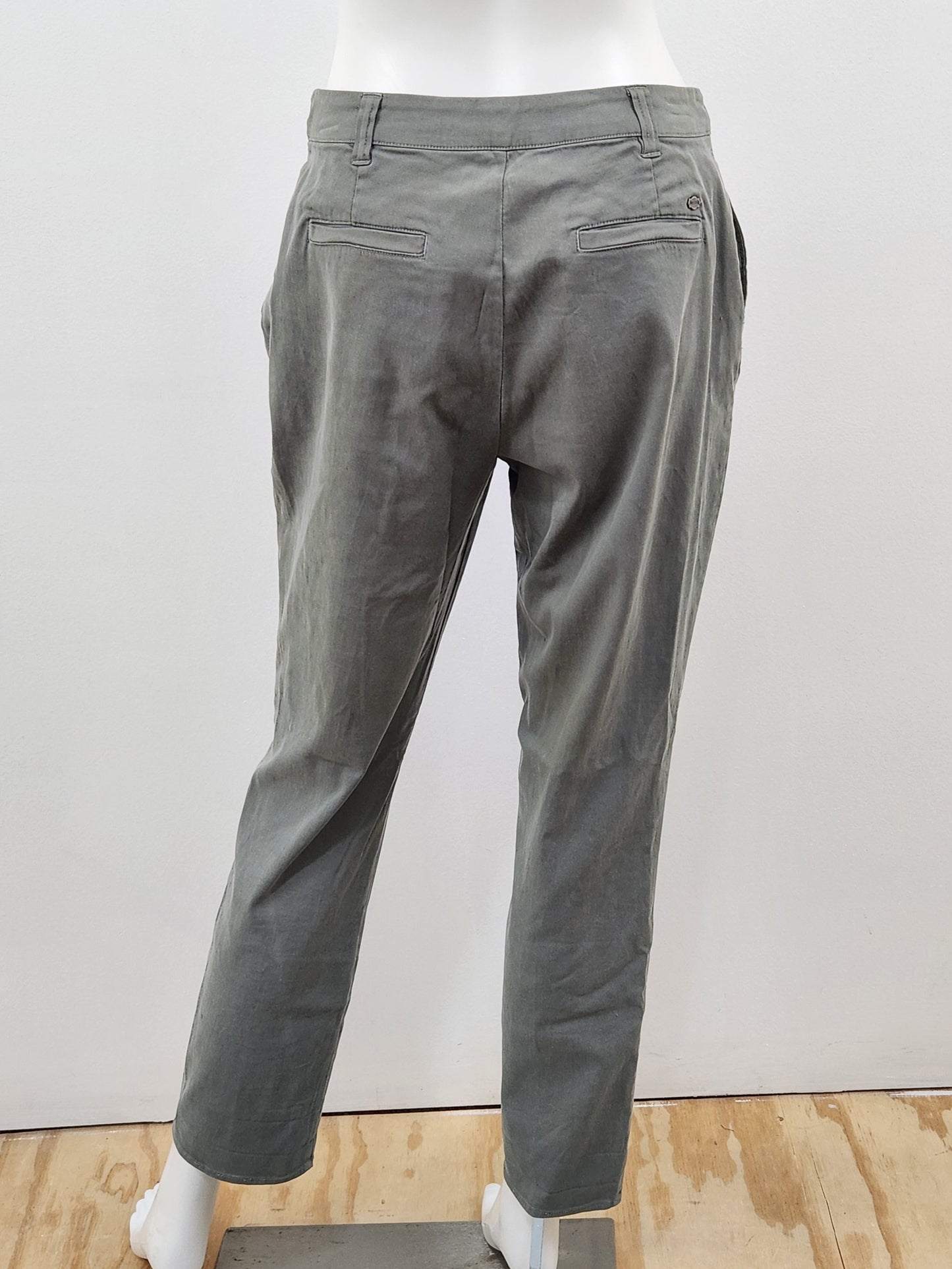 The Mitchell Pant Size 4