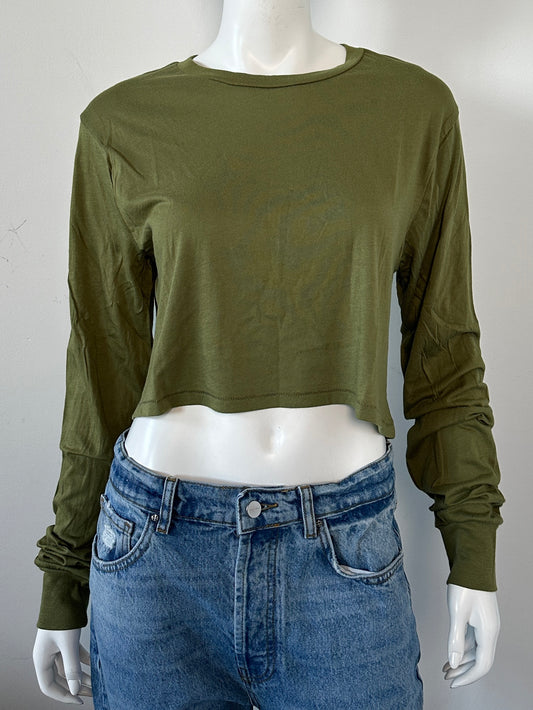 Long Sleeve Crop Tee Size Medium NWT