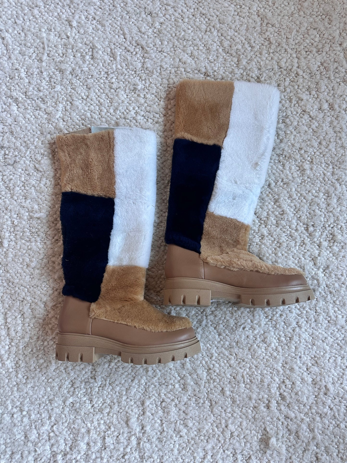 Happy Thoughts Shearling Boots Size 40 NIB