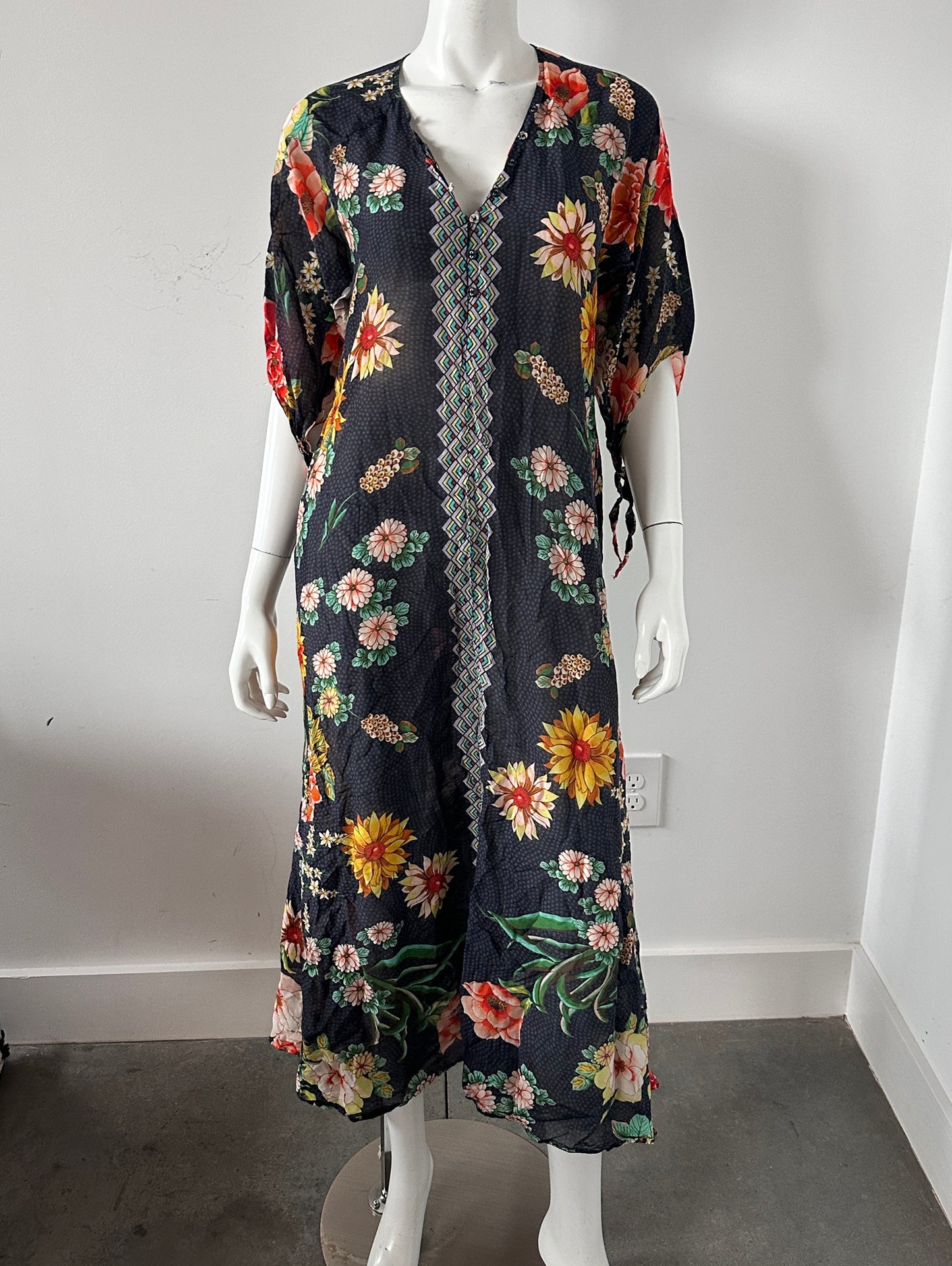 Mia Floral Border Dress Size XS