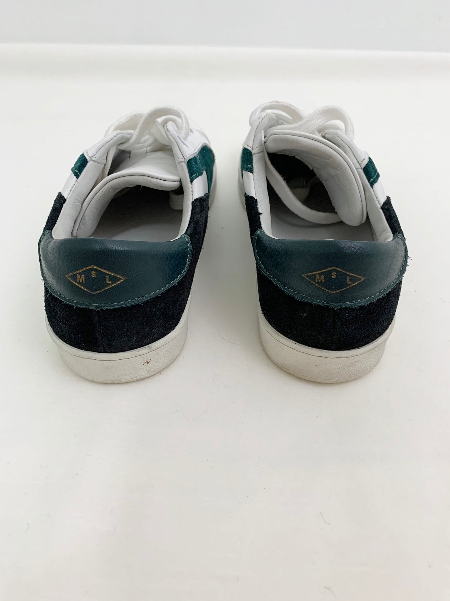 Claudia Sneakers Size 37