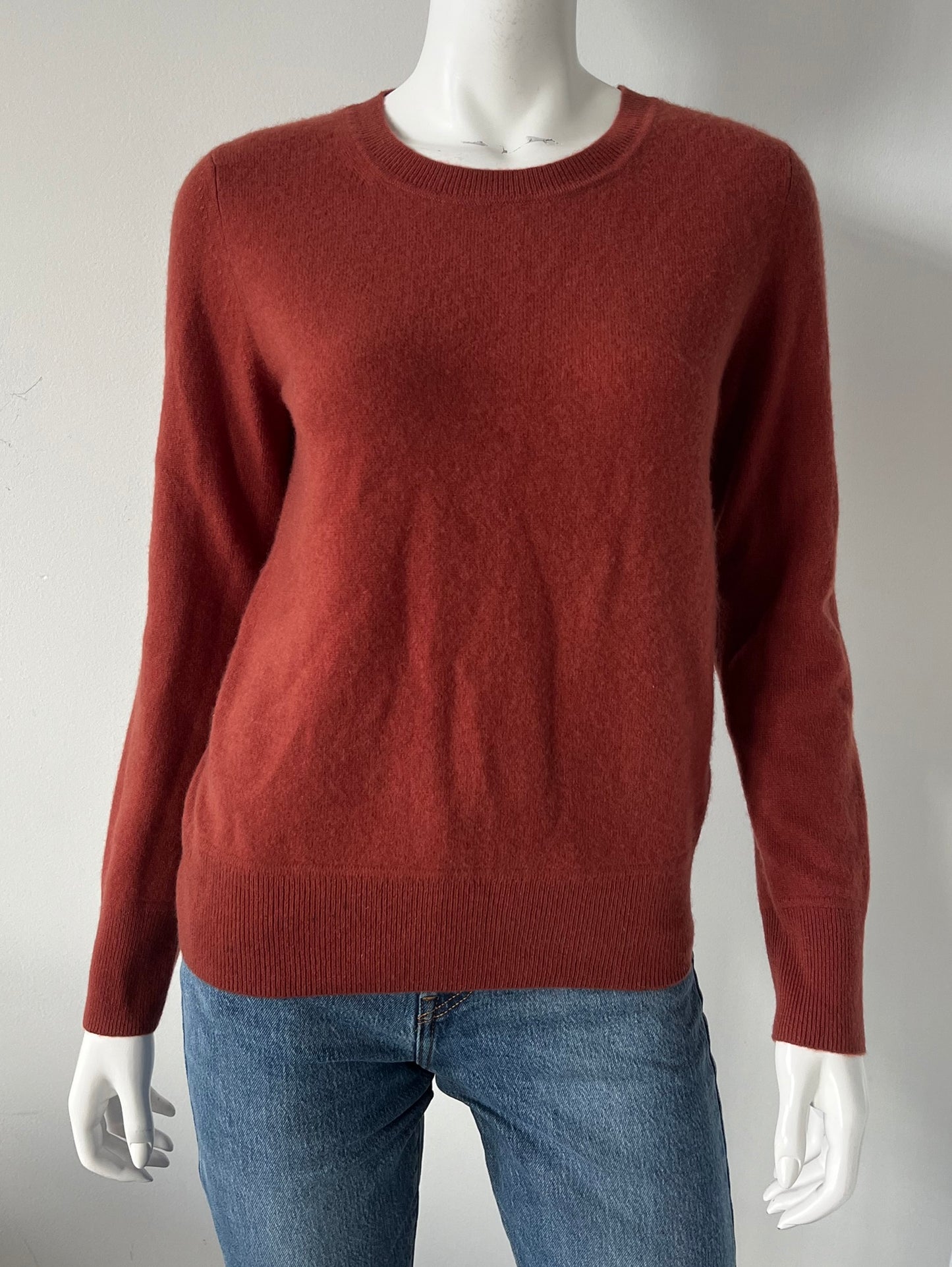 Crew Neck Cashmere Sweater Size Small