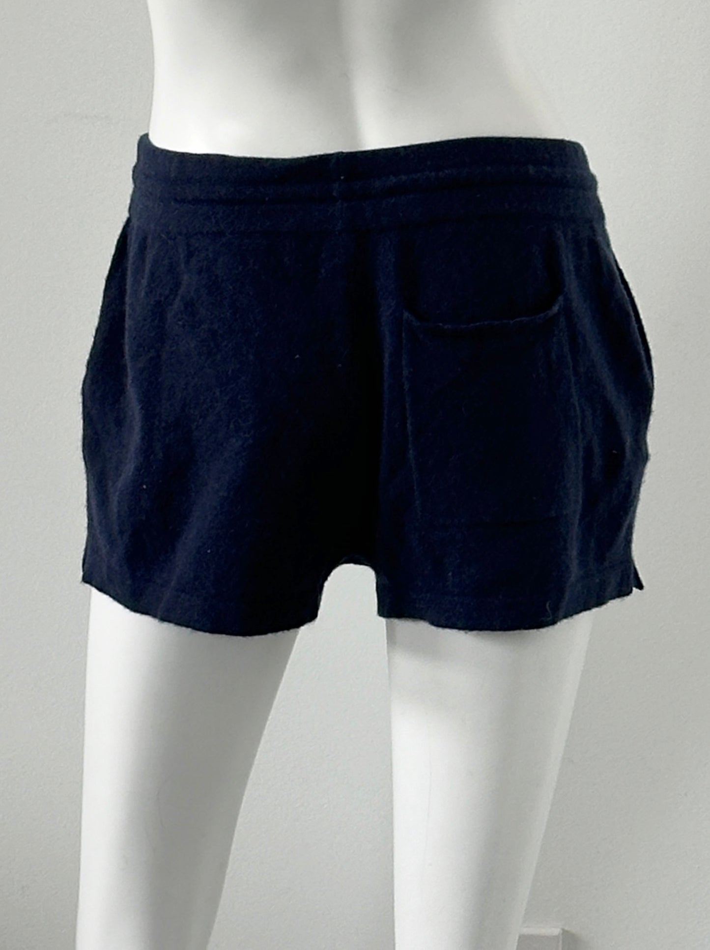 Cashmere Shorts Size Small