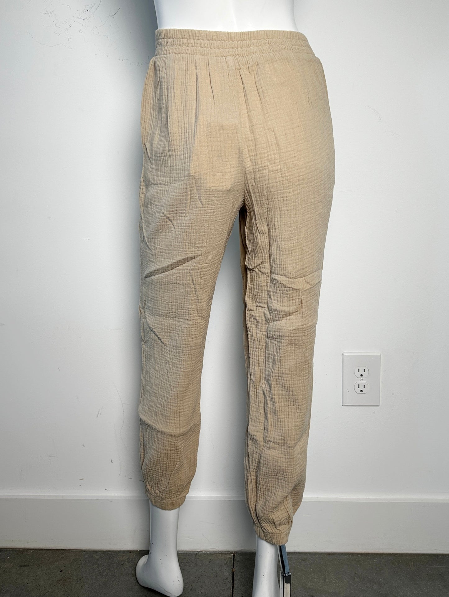 Cairo Pants Size XS NWT