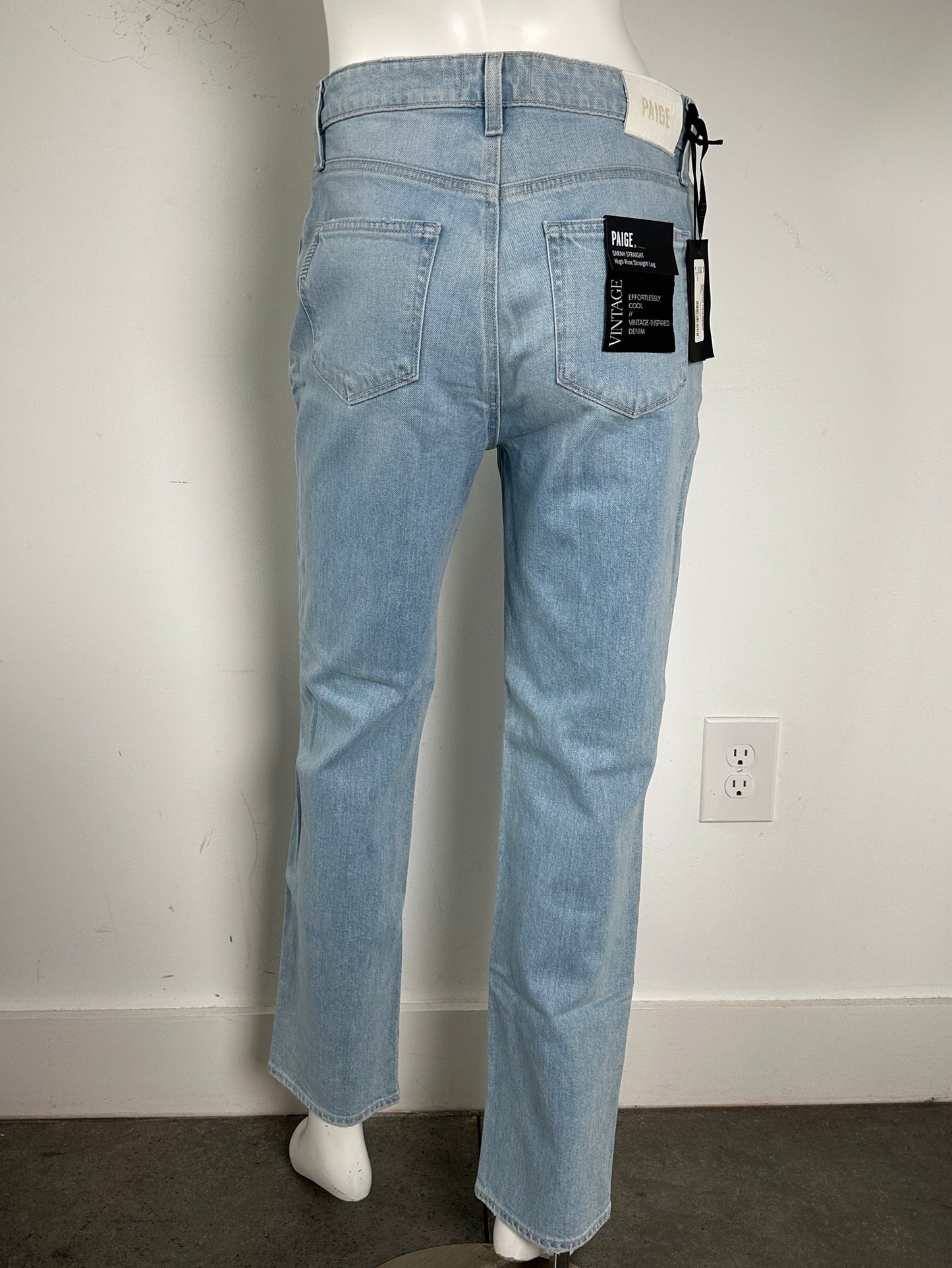 Sarah Straight Leg Jeans Size 29 NWT