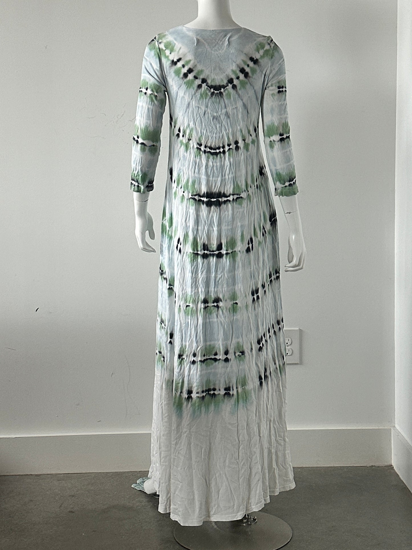 Half Sleeve Drama Maxi Dress Size Small