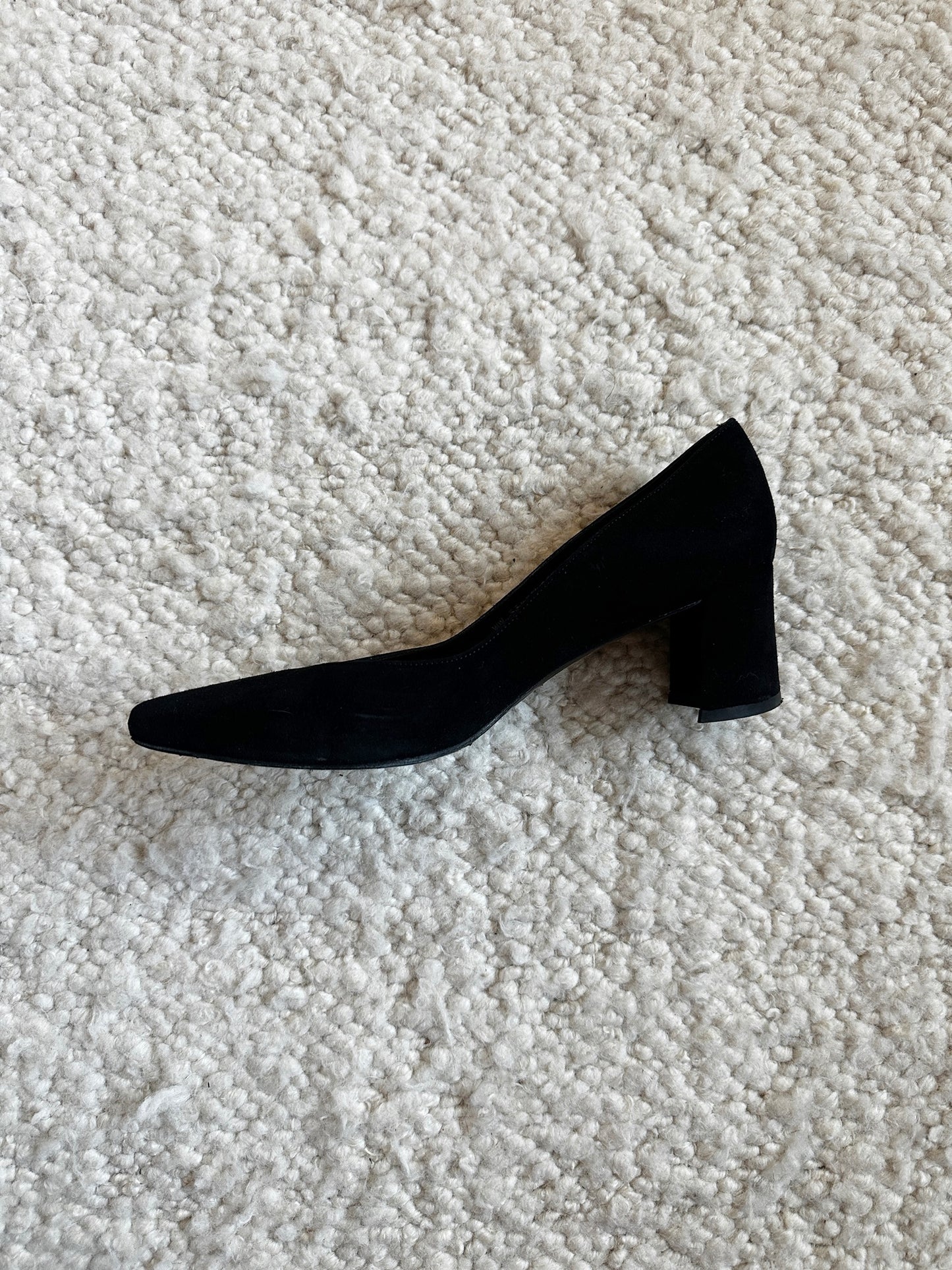 Suede Pointed Toe Pumps Size 8