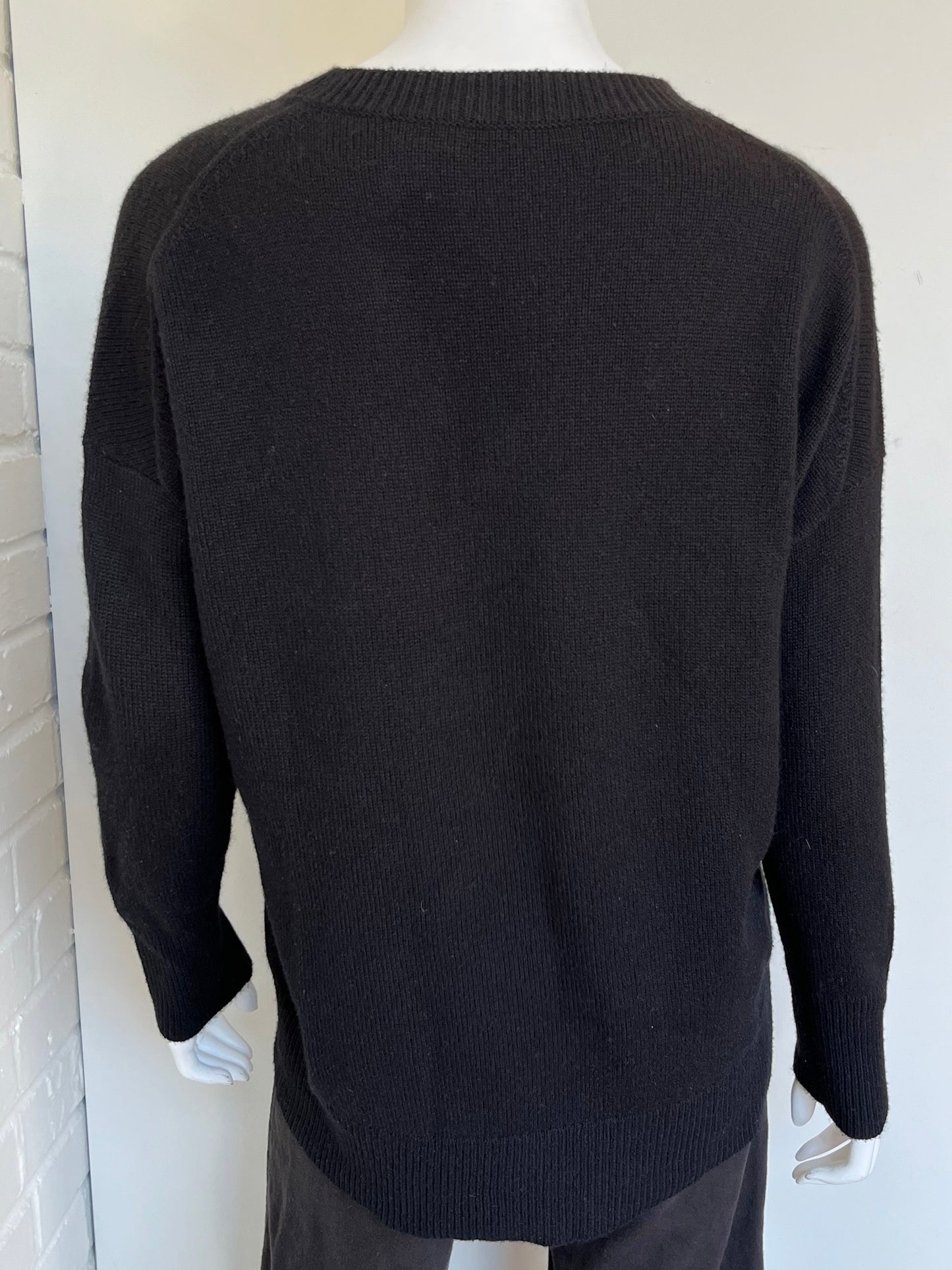 Crew Neck Cashmere Sweater Size XS