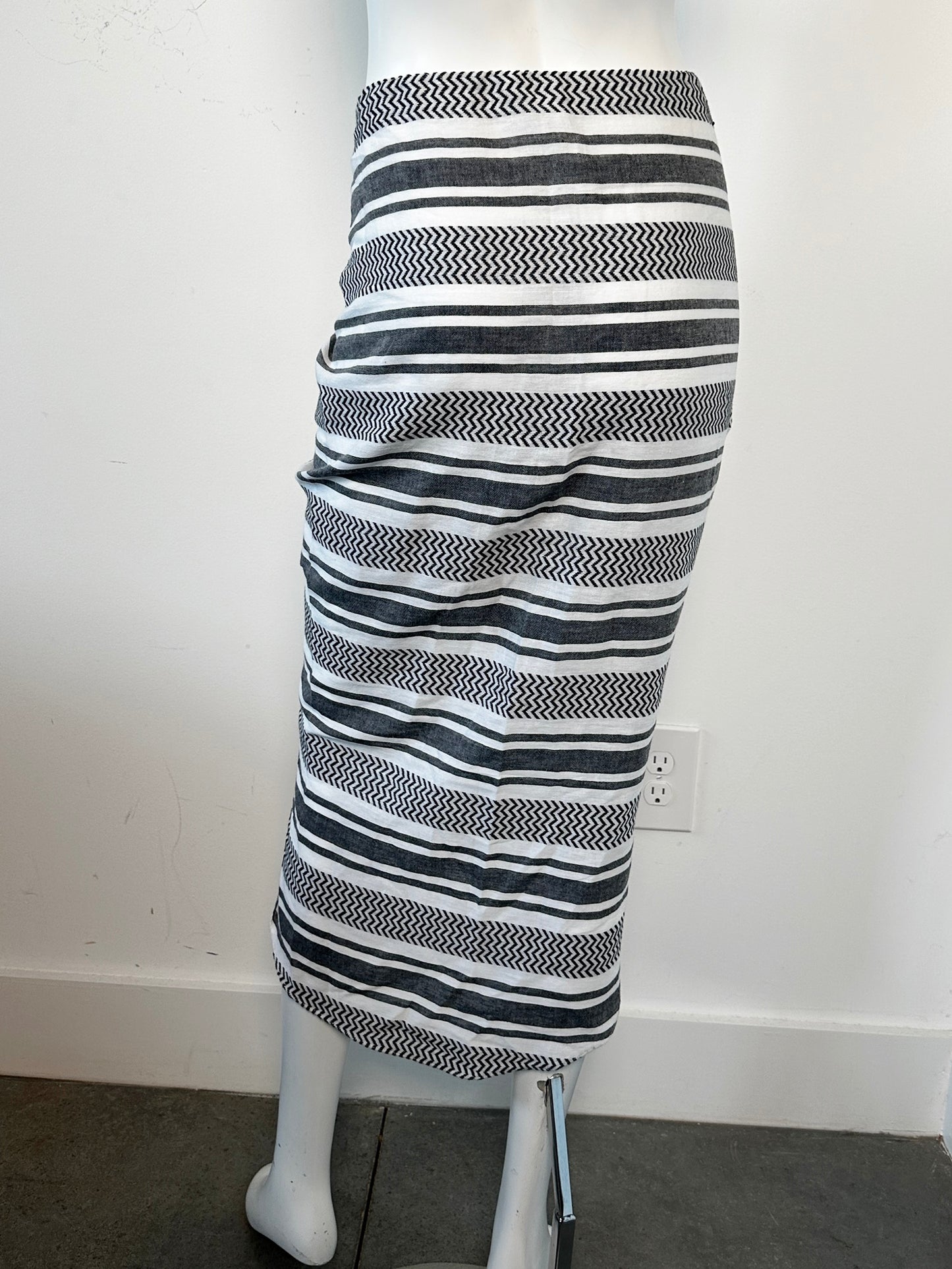 Hazel Ruched Skirt Size Small