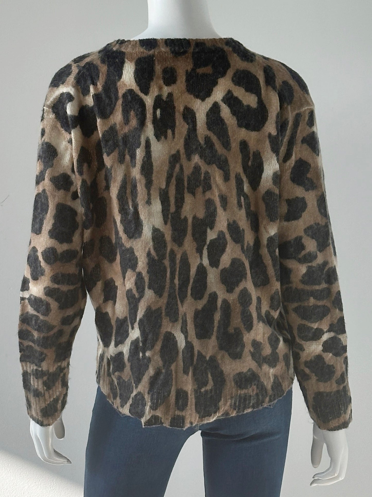 Animal Print Sweater Size Medium/Large