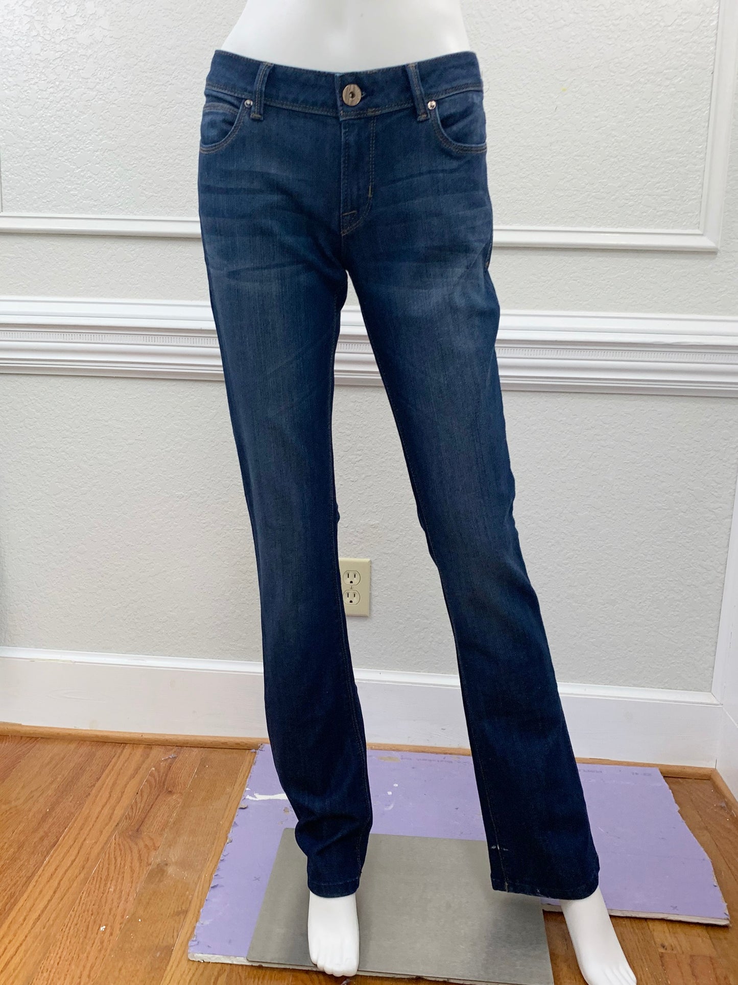 Cindy Slim Bootcut Jeans Size 28