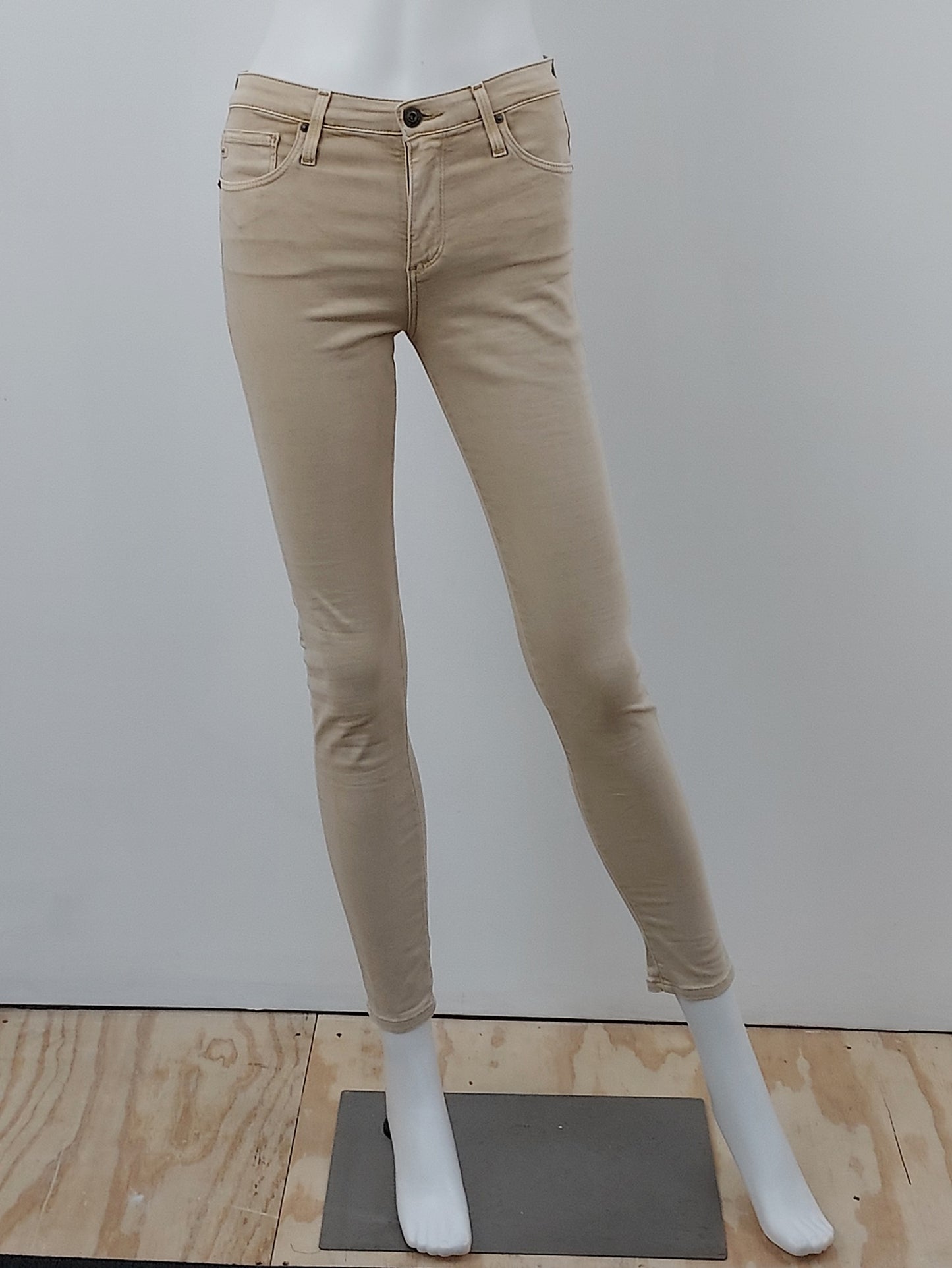 Farrah Skinny Ankle Jeans Size 25