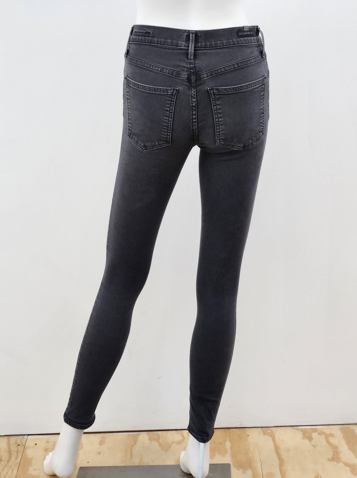 Rocket High Rise Skinny Jeans Size 25