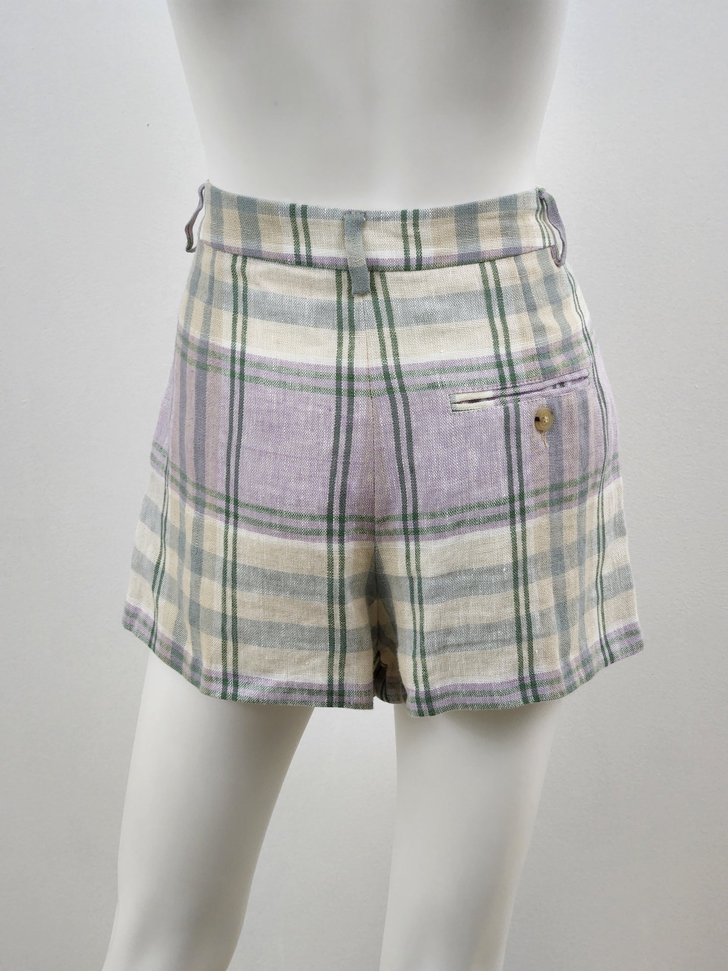 Ilabot Plaid Shorts Size Small