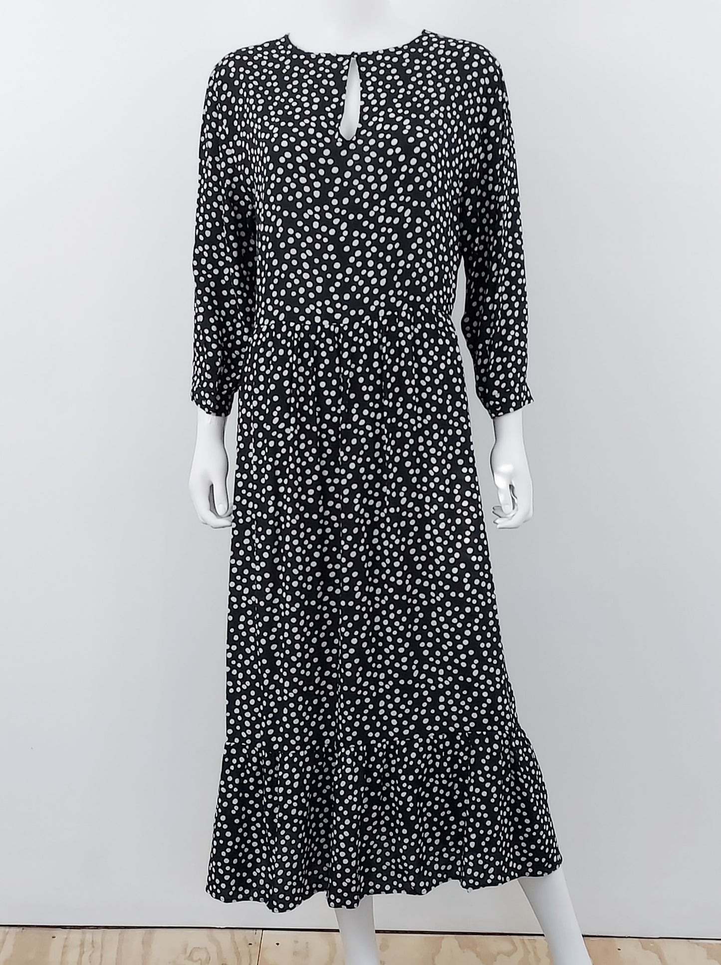 Polka Dot Maxi Dress Size Medium